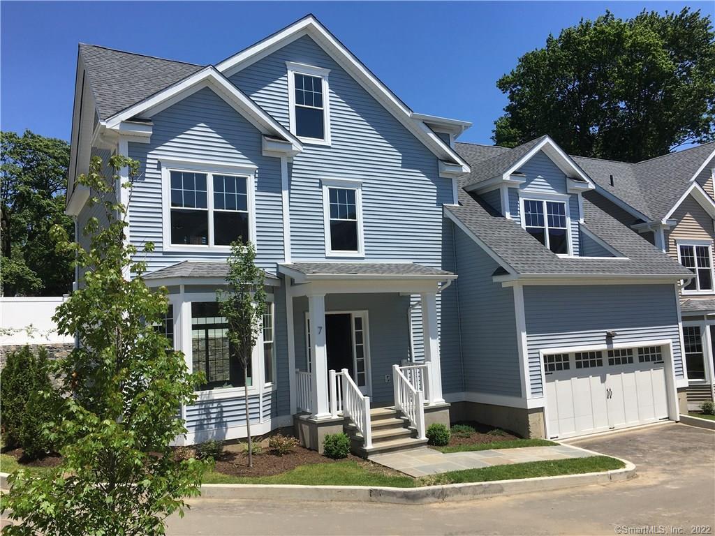 159 Colonial Road, Unit 4 Stamford, CT 06906 - Photo 1 of 1 Exterior