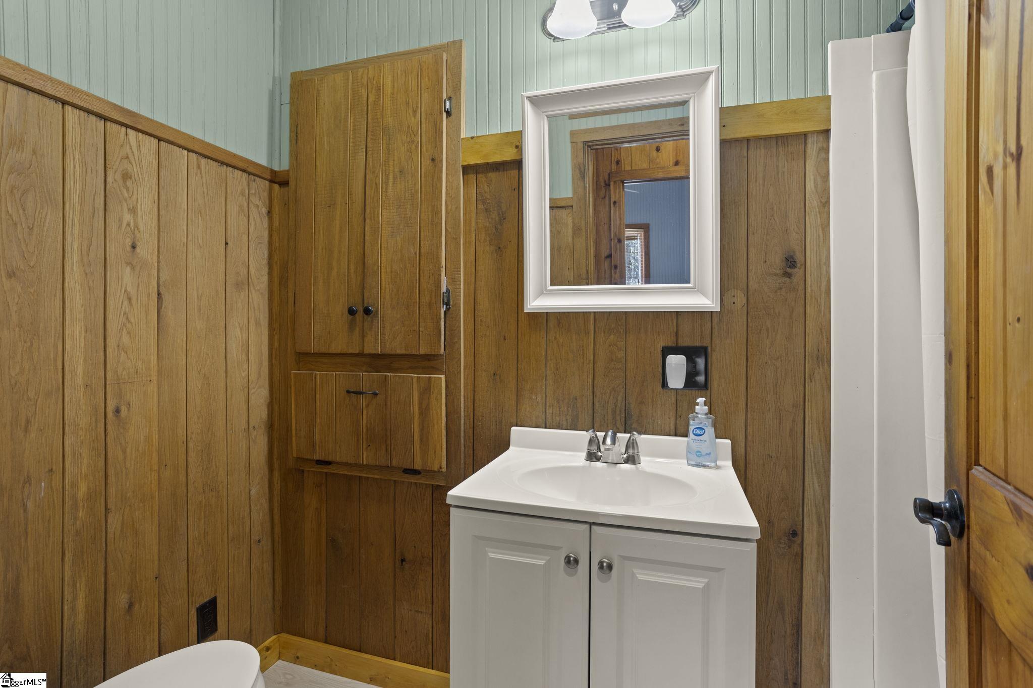 10025 Augusta Road Pelzer, SC 29669 - Photo 5 of 23