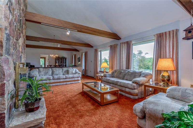 630 Duff Road Sewickley, PA 15143 - Photo 4 of 25