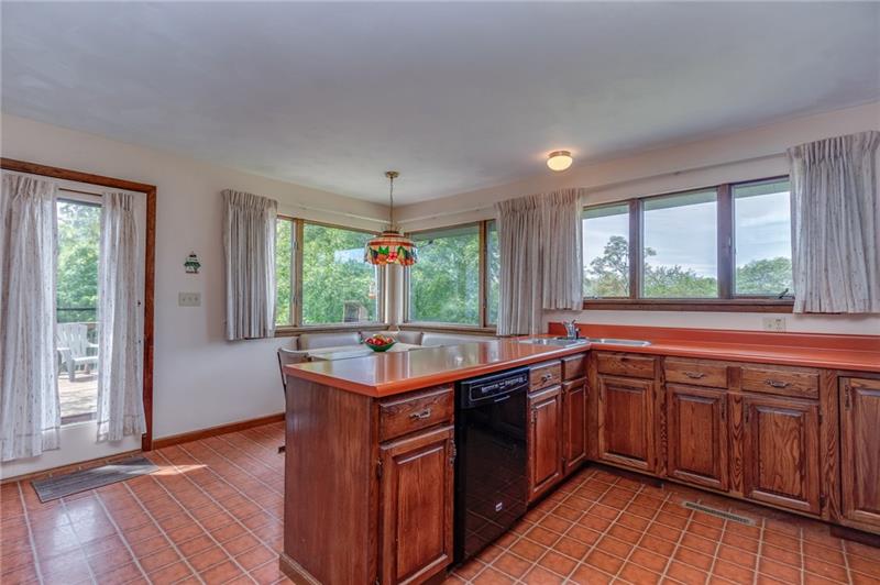 630 Duff Road Sewickley, PA 15143 - Photo 7 of 25