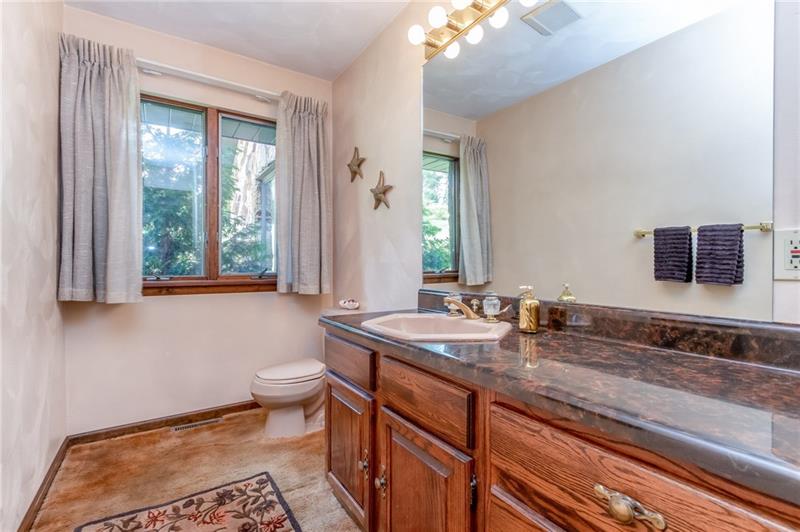 630 Duff Road Sewickley, PA 15143 - Photo 10 of 25