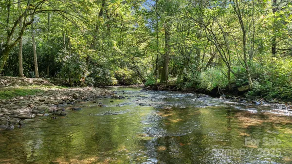 $525,000 | 90 Wilds Cove Road, Franklin, NC 28734