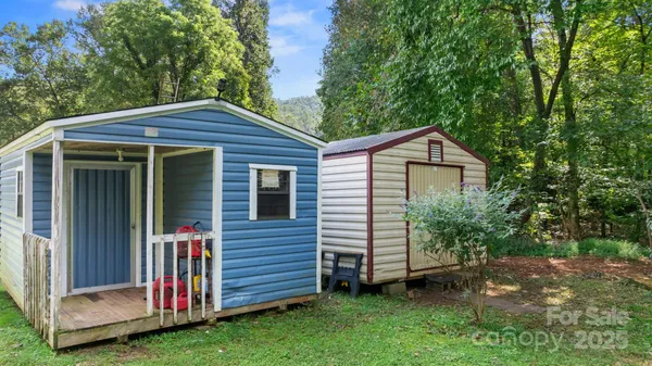 $525,000 | 90 Wilds Cove Road, Franklin, NC 28734