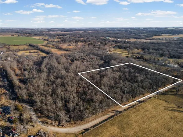 $105,000 | Se Lot East Pine Street, Butler, MO 64730