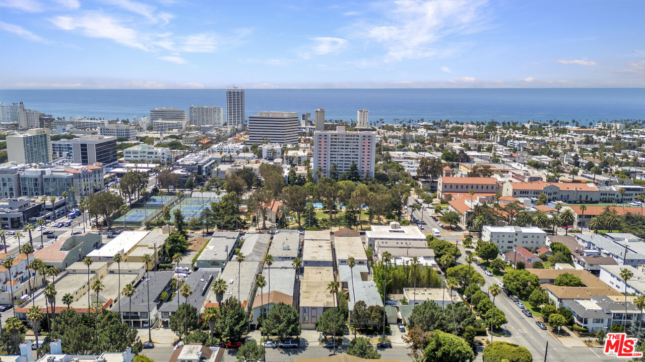 1118 9th Street Santa Monica, CA 90403 - Photo 7 of 10