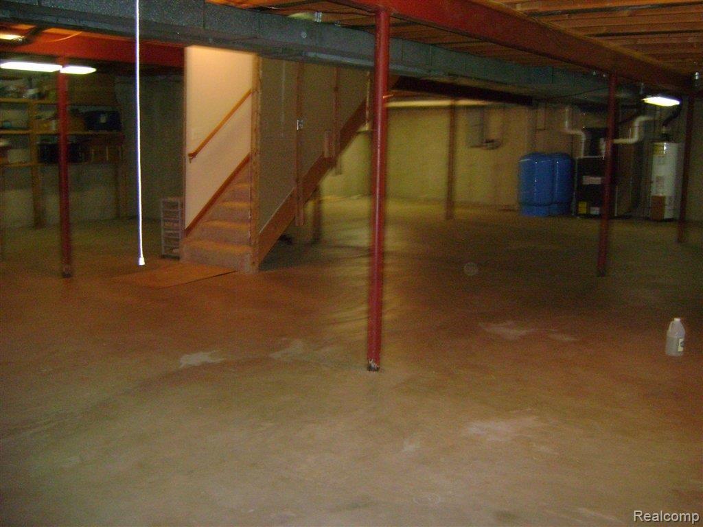 9489 Bemis Road Ypsilanti, MI 48197 - Photo 11 of 11 WALKOUT BASEMENT