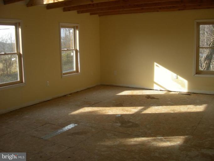 22115 Slidell Road Boyds, MD 20841 - Photo 5 of 24 Bedroom #1