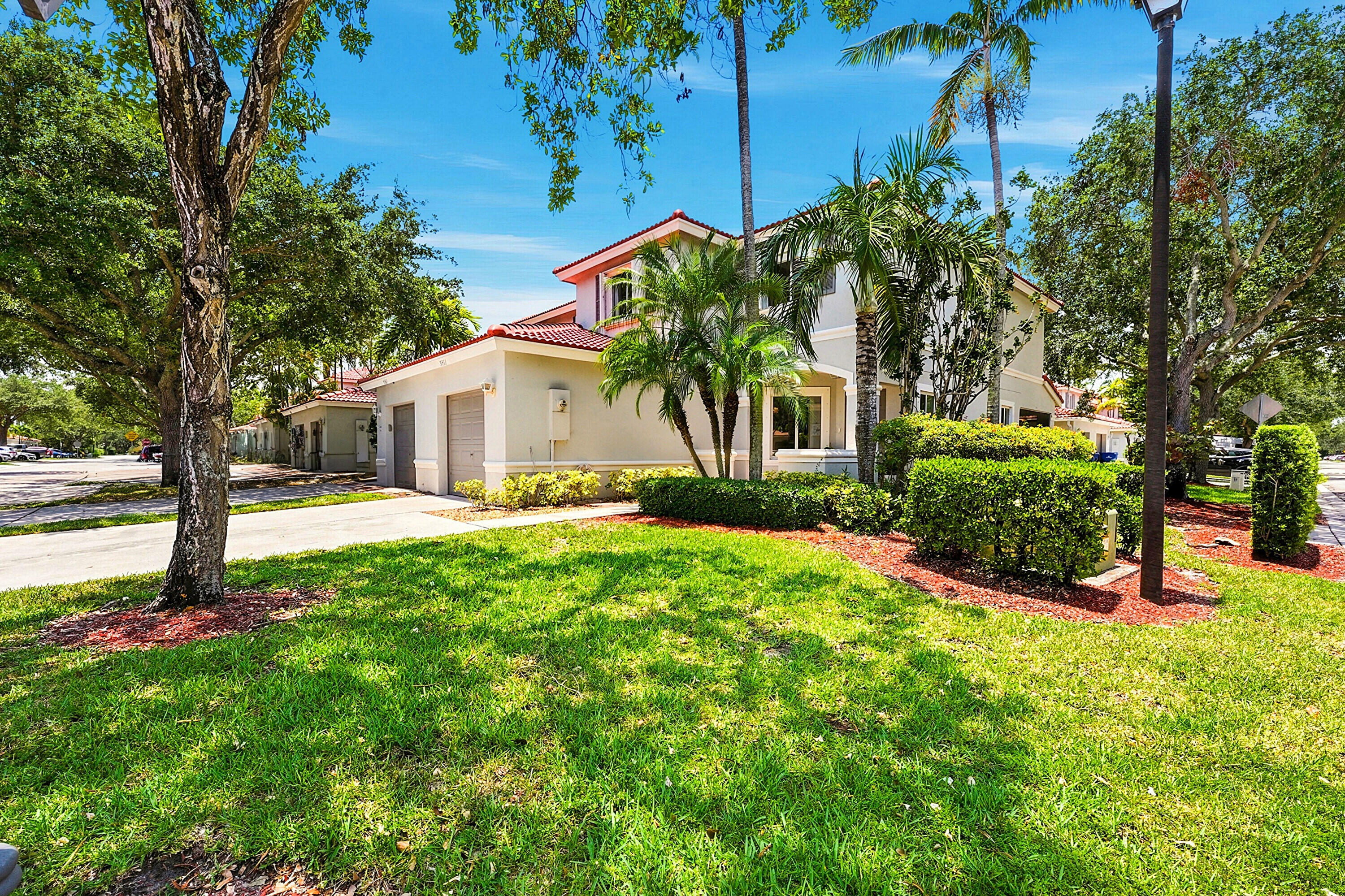 5511 Crossing Rocks Court Riviera Beach, FL 33407 - Photo 33 of 49 03 side outside
