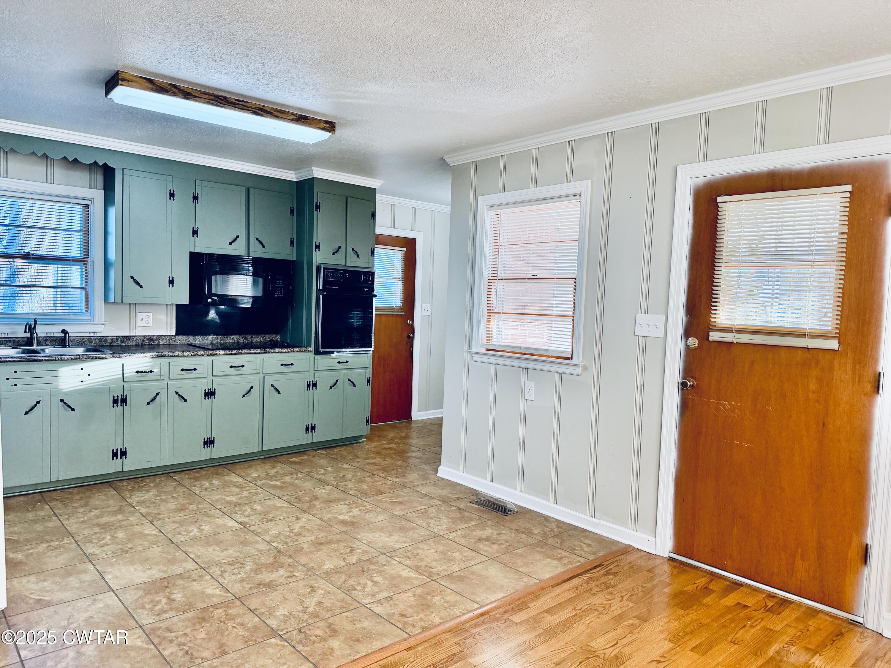 809 Maple Heights Street Kenton, TN 38233 - Photo 5 of 19 IMG_0569