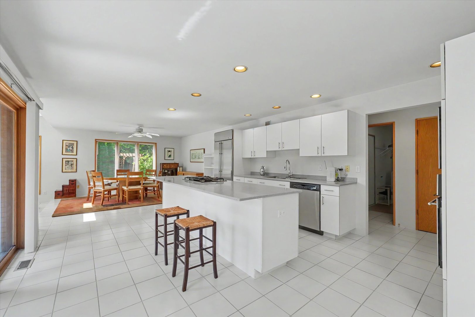 2007 Trout Valley Road Champaign, IL 61822 - Photo 17 of 69 Gallery Image 17
