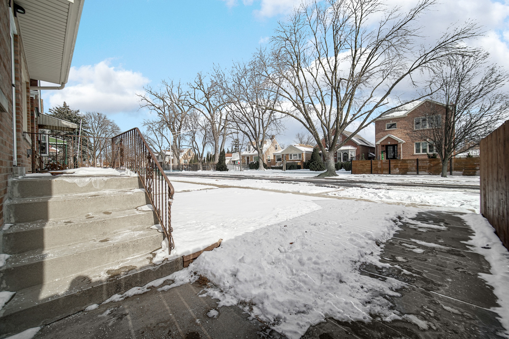 3322 North Pittsburgh Avenue Chicago, IL 60634 - Photo 3 of 22