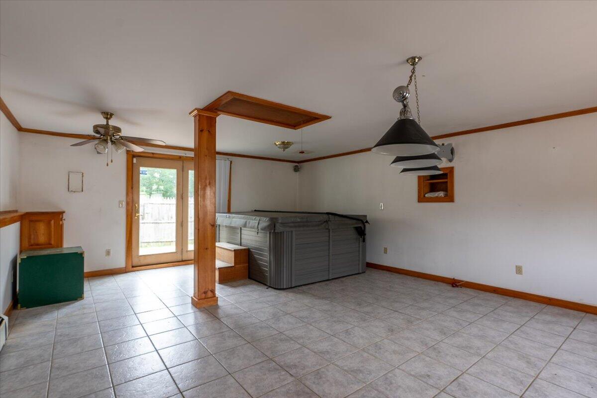 317 Augusta Road Washington, ME 04574 - Photo 37 of 49