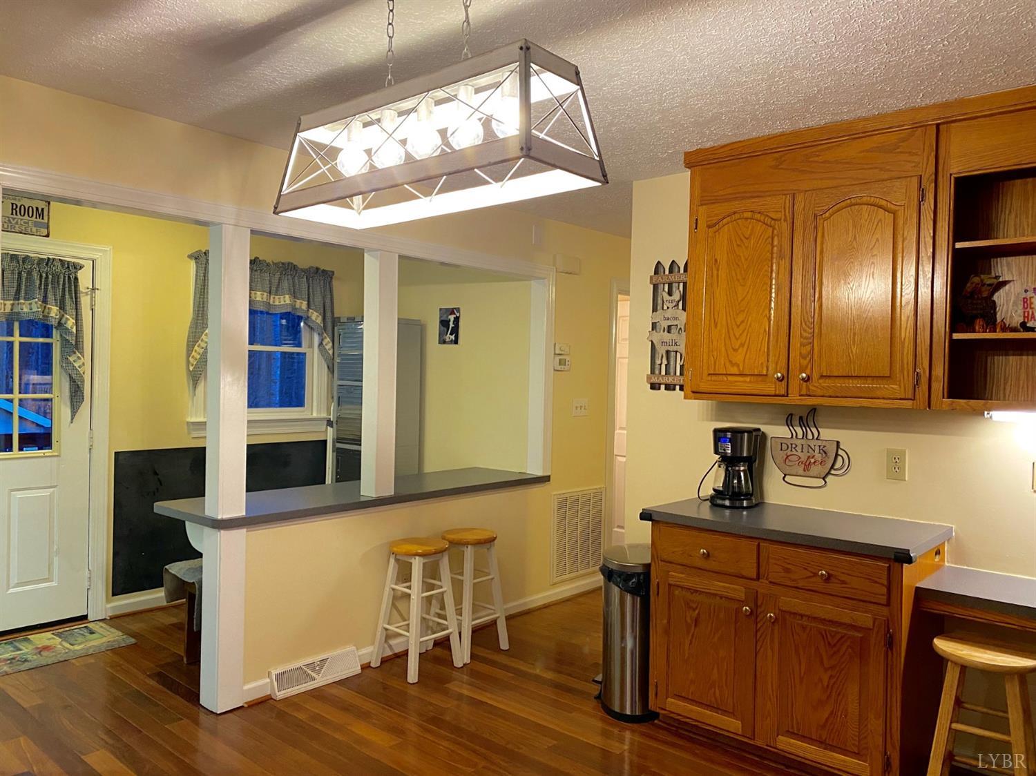 2428 Hawthorne Road Lynchburg, VA 24503 - Photo 24 of 78 Gallery Image 24