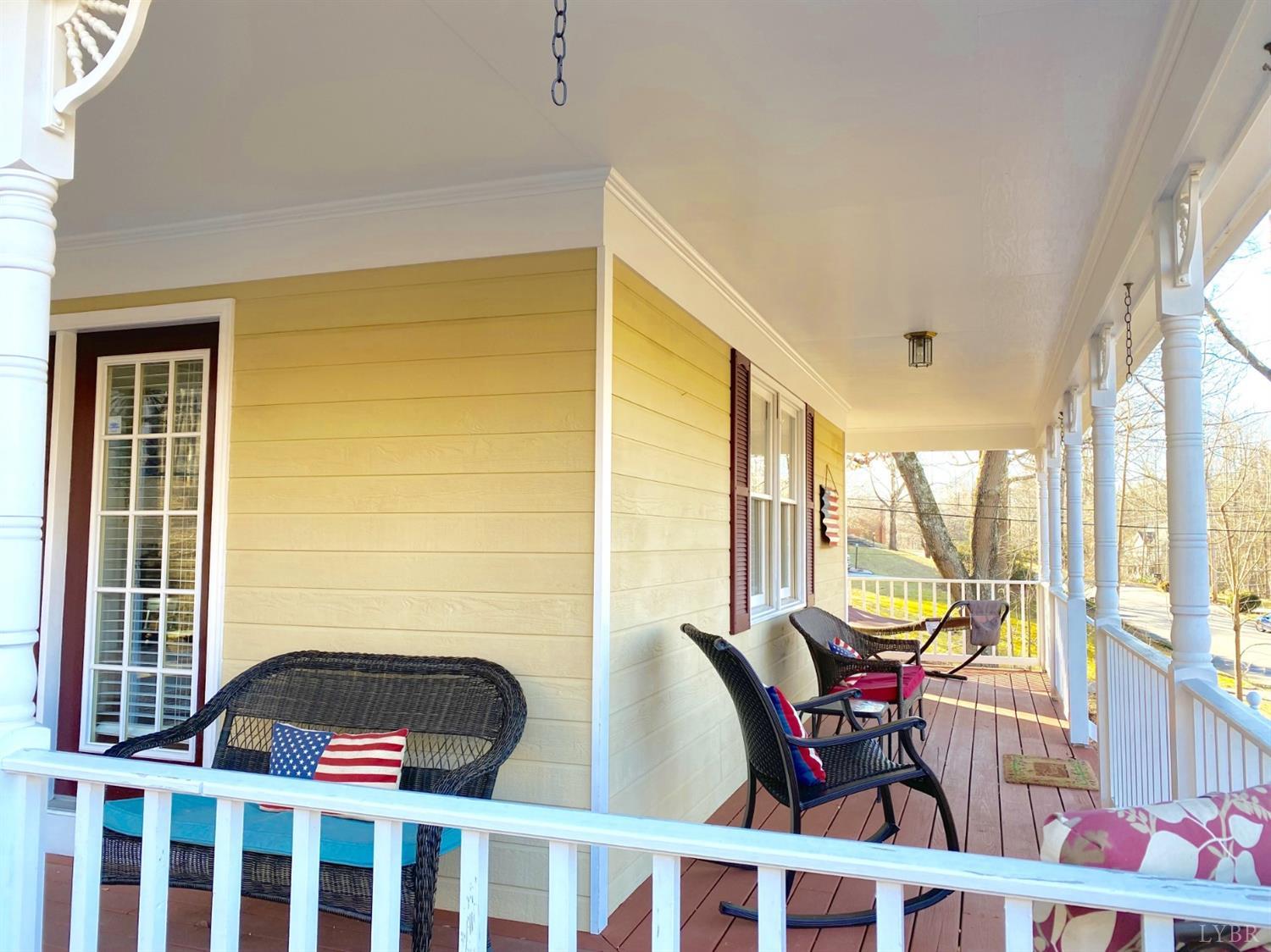 2428 Hawthorne Road Lynchburg, VA 24503 - Photo 3 of 78 Gallery Image 3