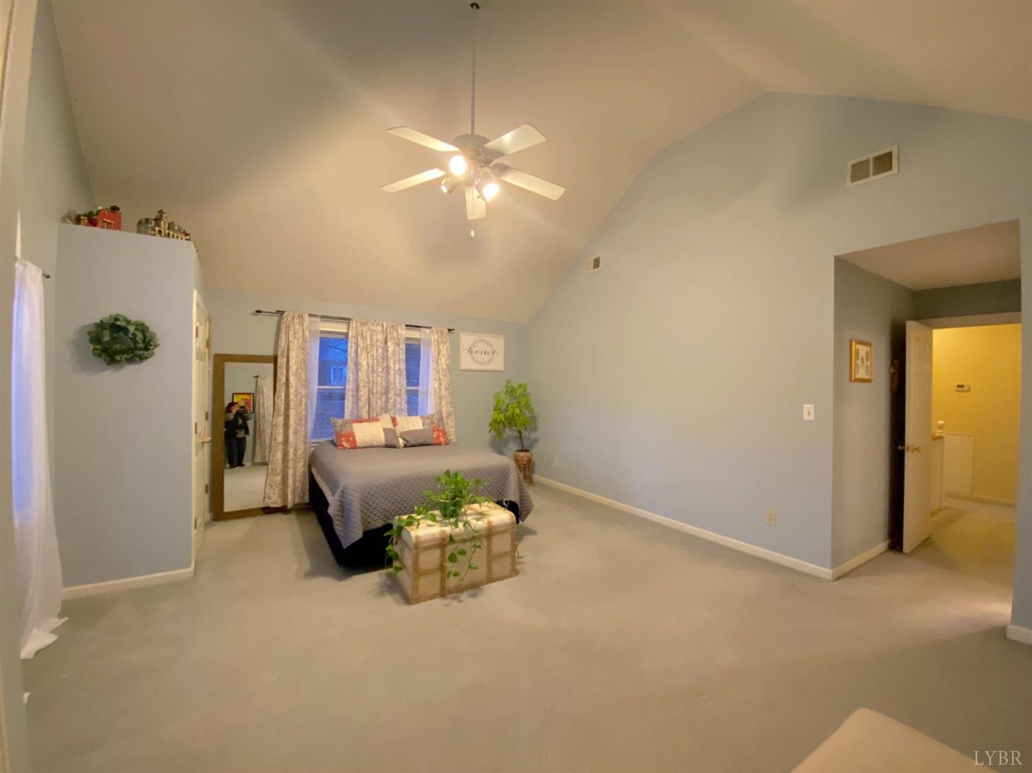 2428 Hawthorne Road Lynchburg, VA 24503 - Photo 31 of 78 Gallery Image 31