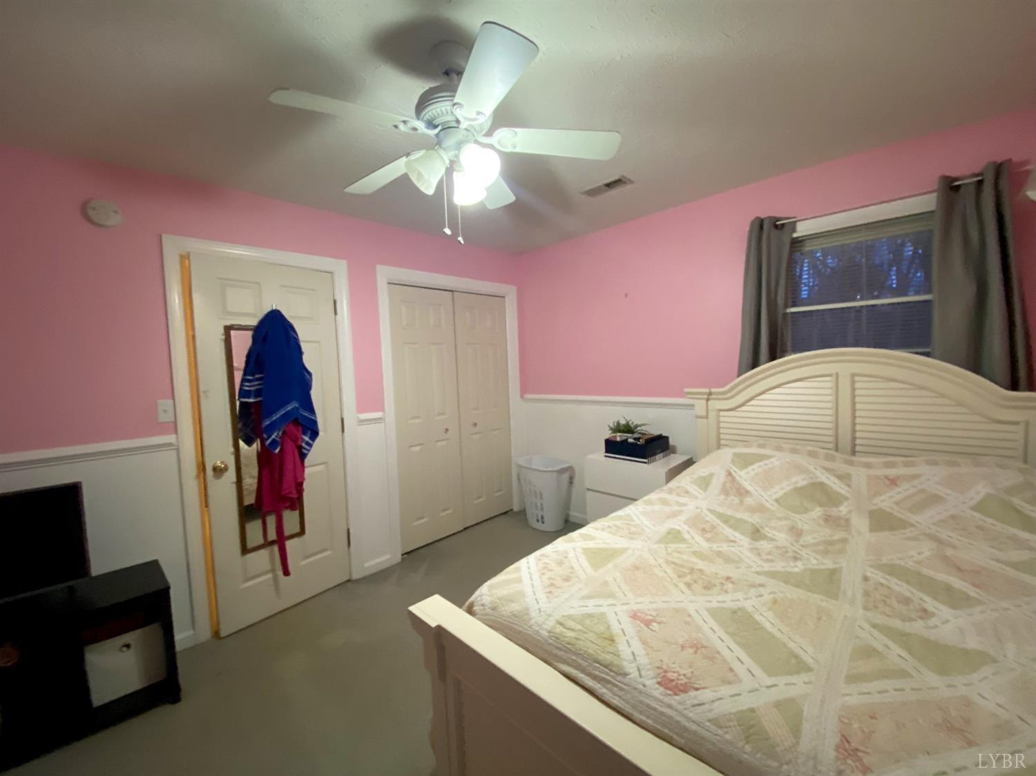 2428 Hawthorne Road Lynchburg, VA 24503 - Photo 40 of 78 Gallery Image 40