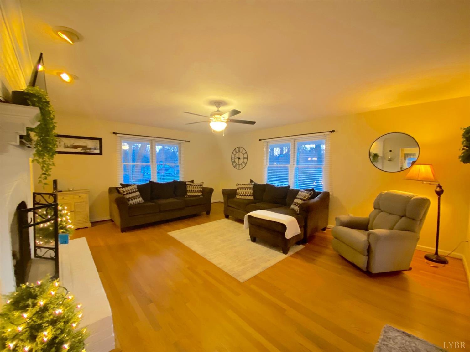 2428 Hawthorne Road Lynchburg, VA 24503 - Photo 4 of 78 Gallery Image 4