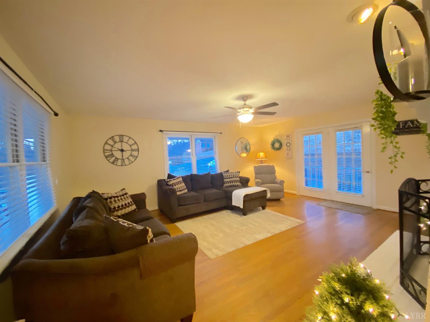 2428 Hawthorne Road Lynchburg, VA 24503 - Photo 6 of 78 Gallery Image 6