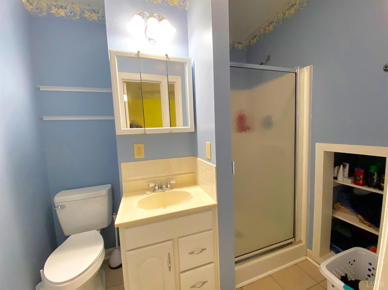2428 Hawthorne Road Lynchburg, VA 24503 - Photo 61 of 78 Gallery Image 61