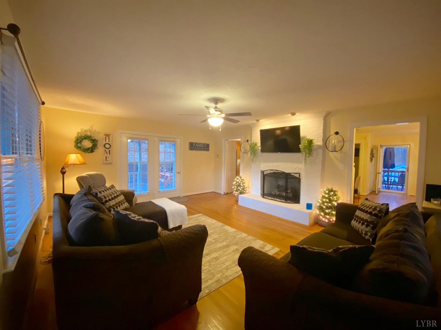 2428 Hawthorne Road Lynchburg, VA 24503 - Photo 7 of 78 Gallery Image 7