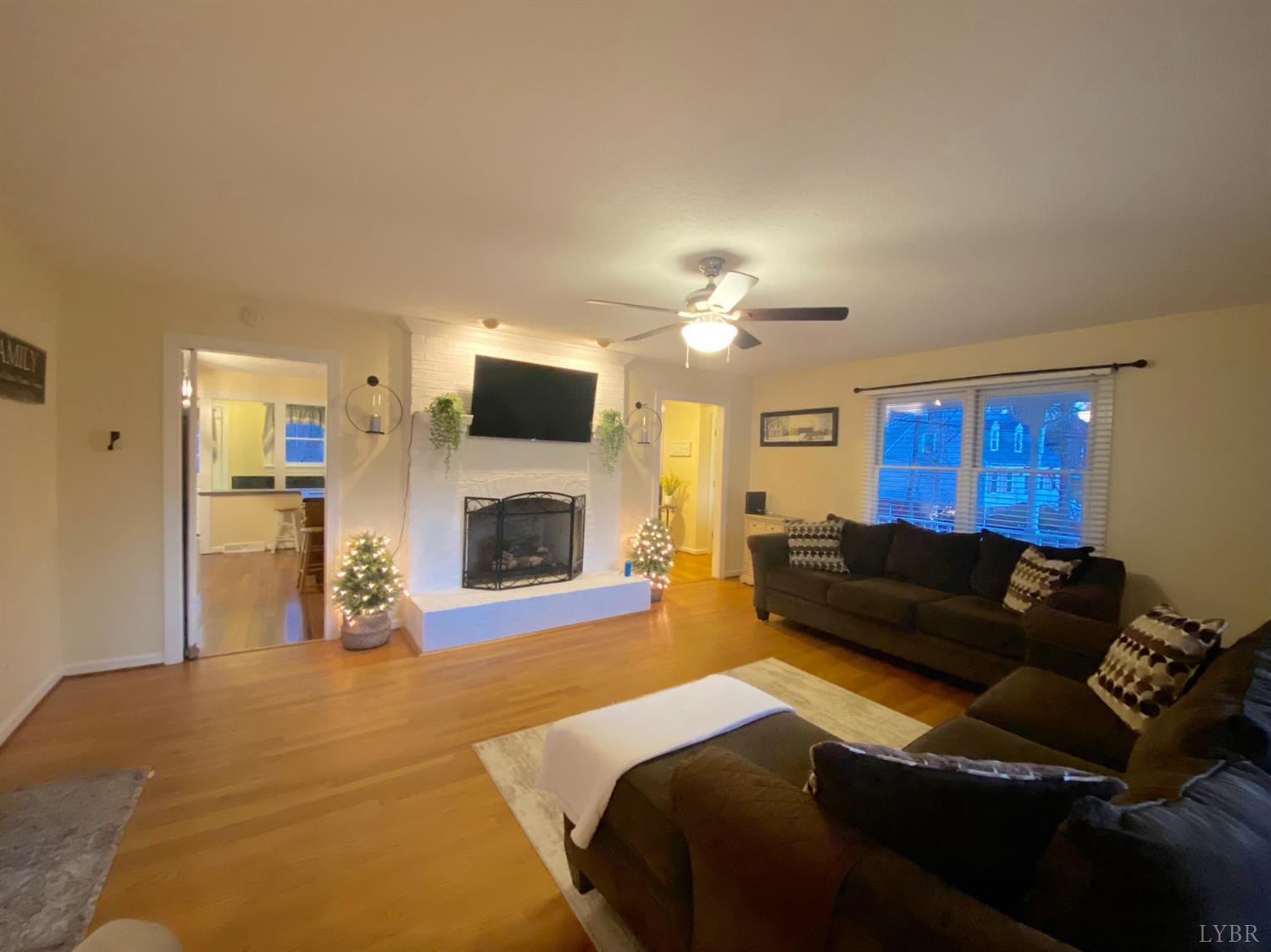 2428 Hawthorne Road Lynchburg, VA 24503 - Photo 10 of 78 Gallery Image 10