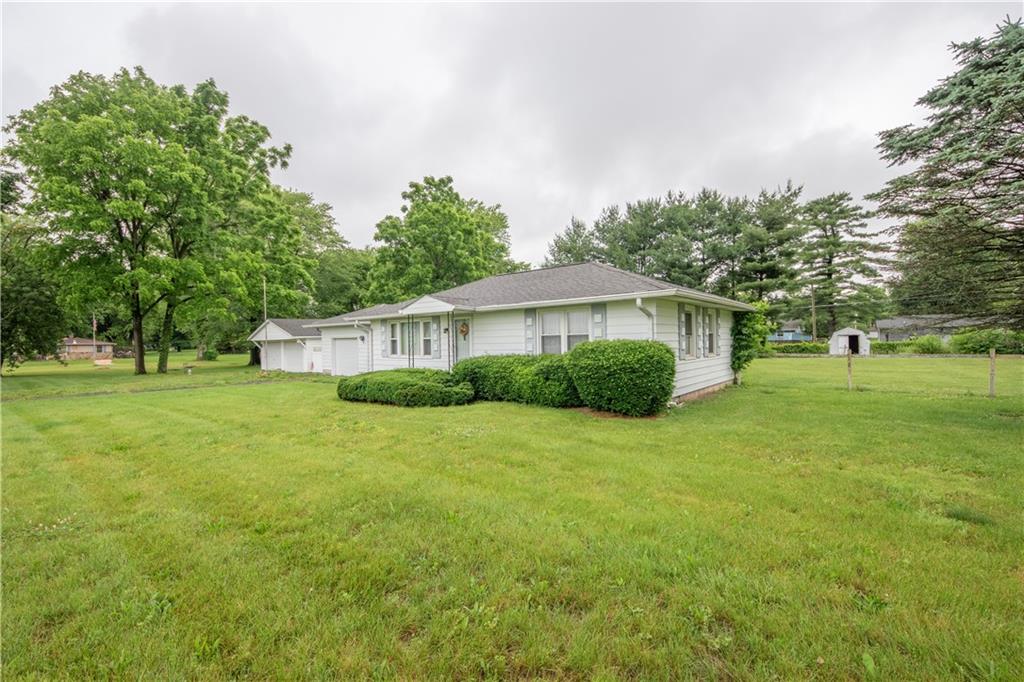 304 Deaver Road Columbus, IN 47201 - Photo 14 of 18 Gallery Image 14
