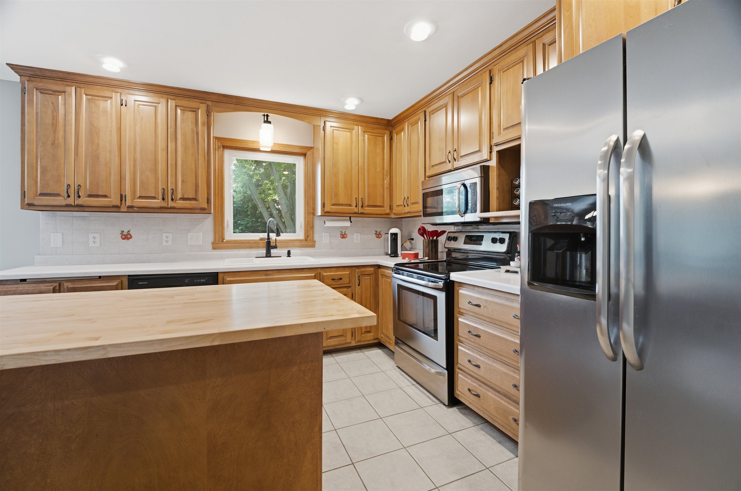 127 Barefoot Court Appleton, WI 54913 - Photo 18 of 57