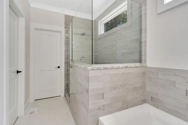 $3,000 | 1305 Thomas Avenue, Unit 6, Chattanooga, TN 37409