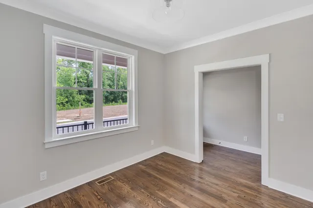 $3,000 | 1305 Thomas Avenue, Unit 6, Chattanooga, TN 37409