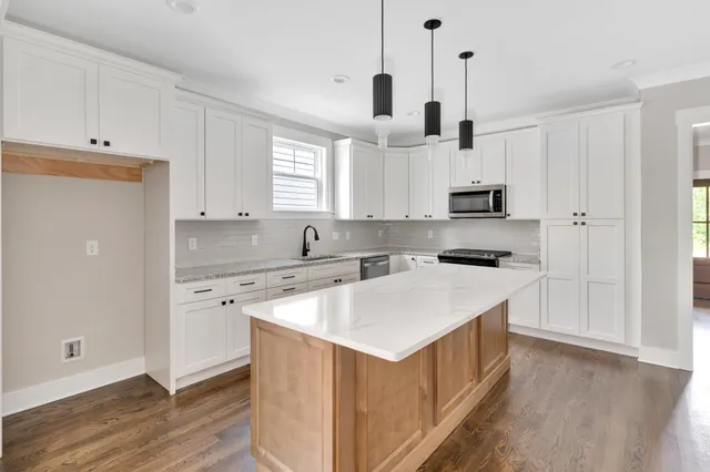 $3,000 | 1305 Thomas Avenue, Unit 6, Chattanooga, TN 37409