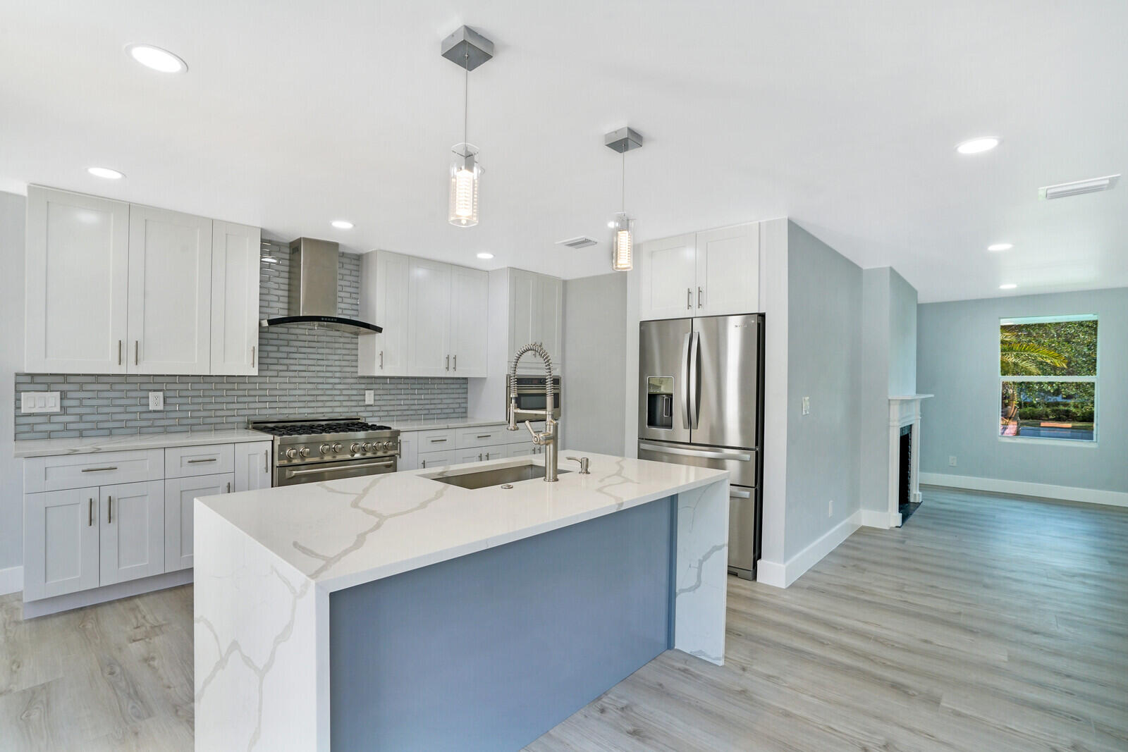 366 Colonial Road West Palm Beach, FL 33405 - Photo 8 of 31 10_Image_10_mls