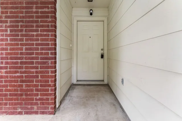 $1,595 | 184 Atlantis, Kyle, TX 78640