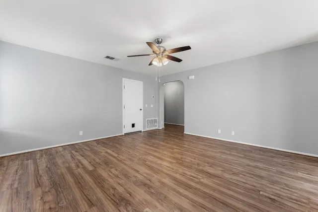 $1,595 | 184 Atlantis, Kyle, TX 78640