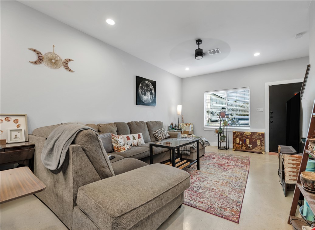 213 West 22nd Street Bryan, TX 77803 - Photo 5 of 14