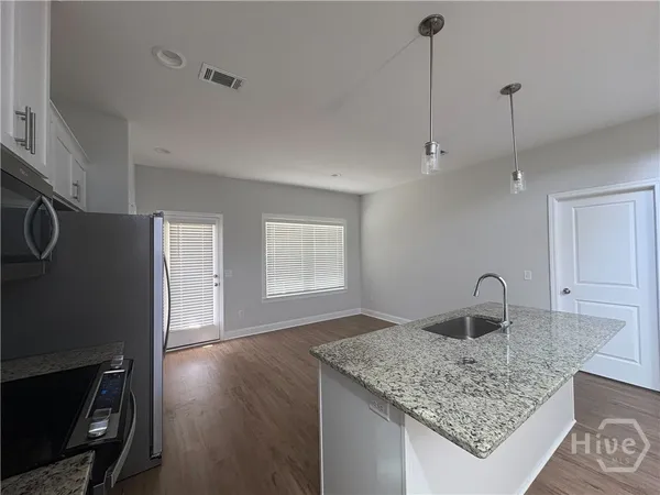 $2,300 | 159 Buckingham Drive, Midway, GA 31320