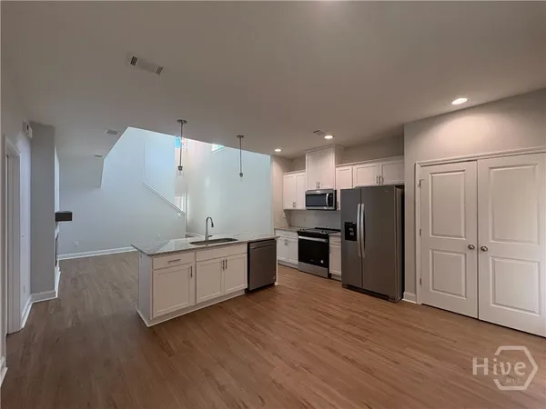 $2,300 | 159 Buckingham Drive, Midway, GA 31320