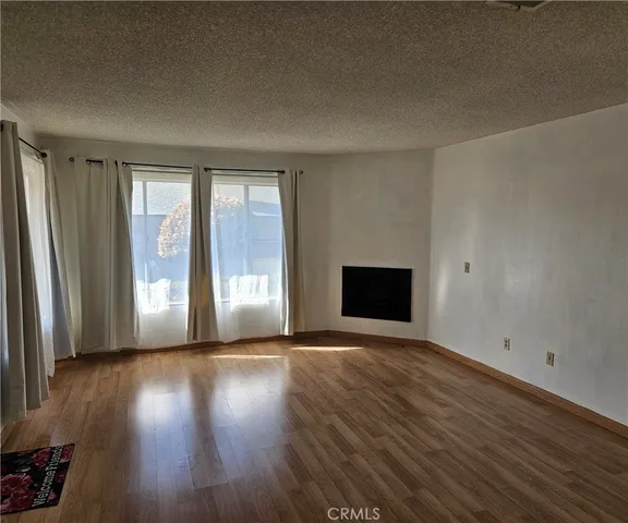 $2,200 | 2891 Canyon Crest Drive, Unit 72, Riverside, CA 92507