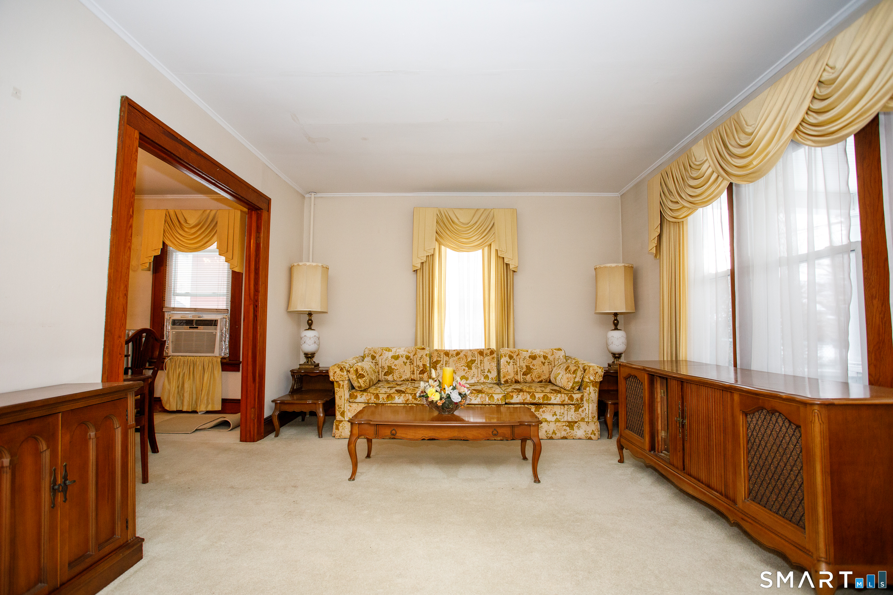 158 West Thames Street Norwich, CT 06360 - Photo 5 of 32