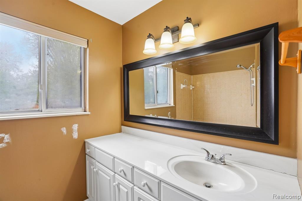 717 Murphy Court Linden, MI 48451 - Photo 20 of 29