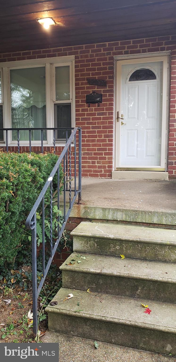5233 Fredcrest Road Baltimore, MD 21229 - Photo 2 of 33 5233 Fredcrest Rd.