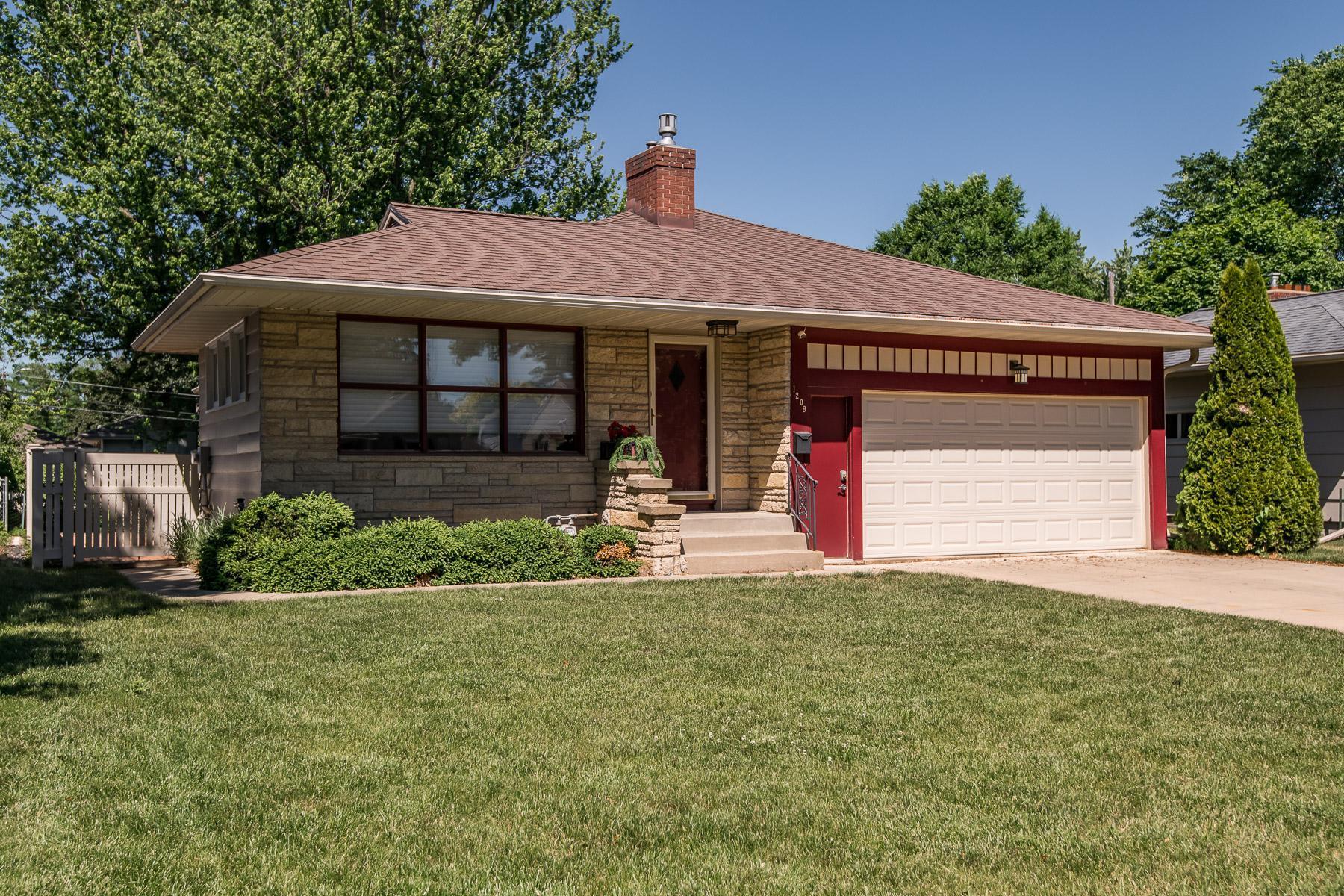 1209 7th Avenue Northeast Rochester, MN 55906 - Photo 1 of 1