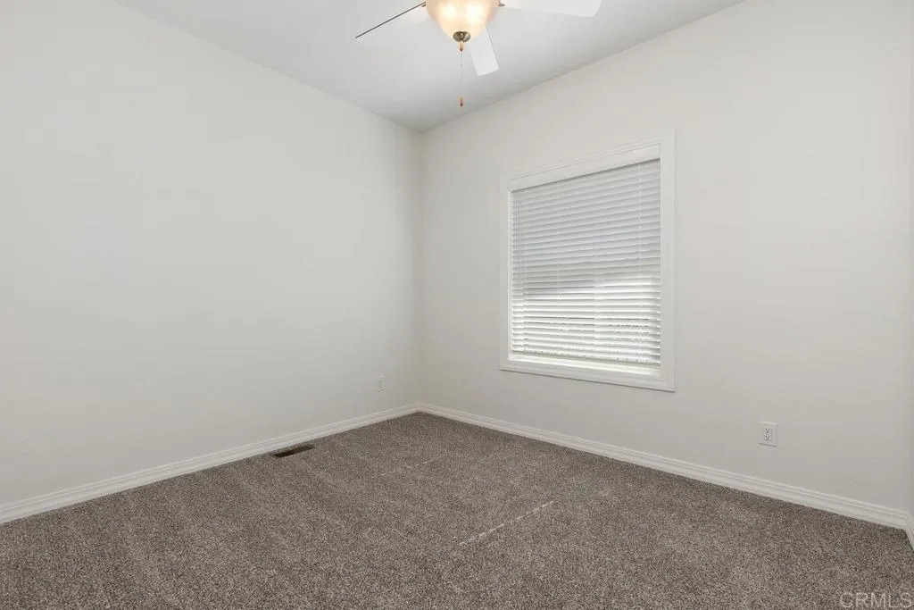 1638 Calavo Road, Unit 43 Fallbrook, CA 92028 - Photo 23 of 29 Guest Bedroom