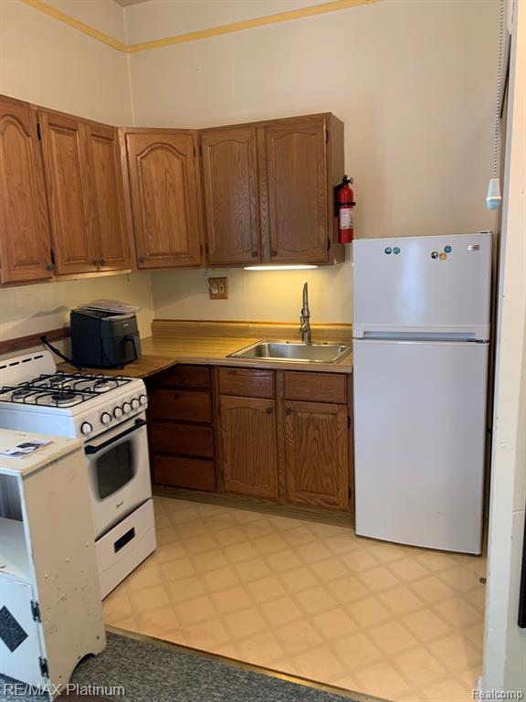 419 North State Street Howell, MI 48843 - Photo 11 of 11 Gallery Image 11