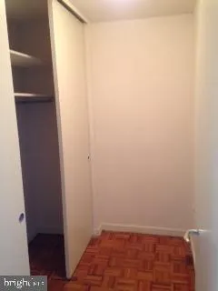 a view of utility room