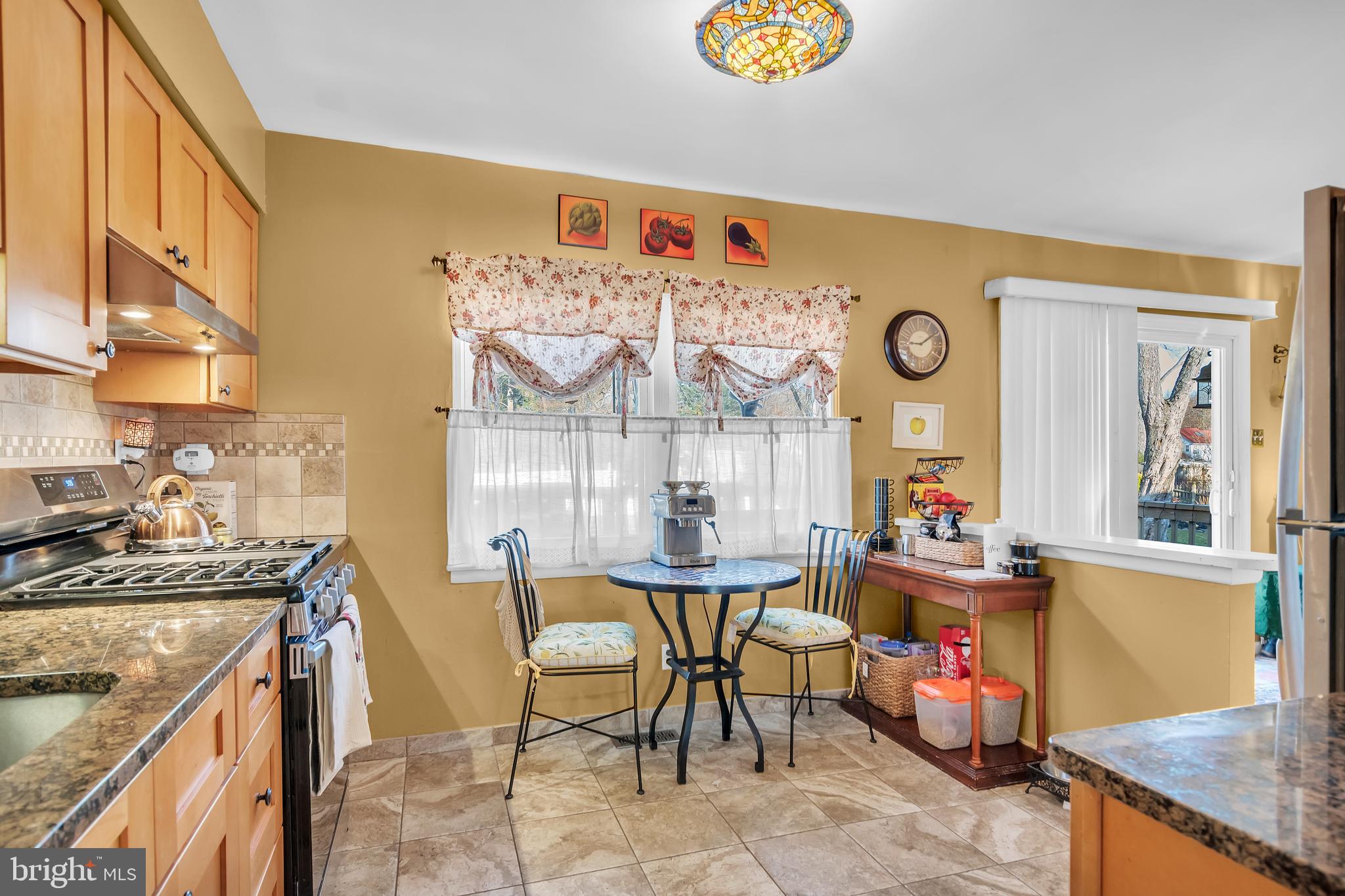 37 Red Leaf Road Moorestown, NJ 08057 - Photo 7 of 23