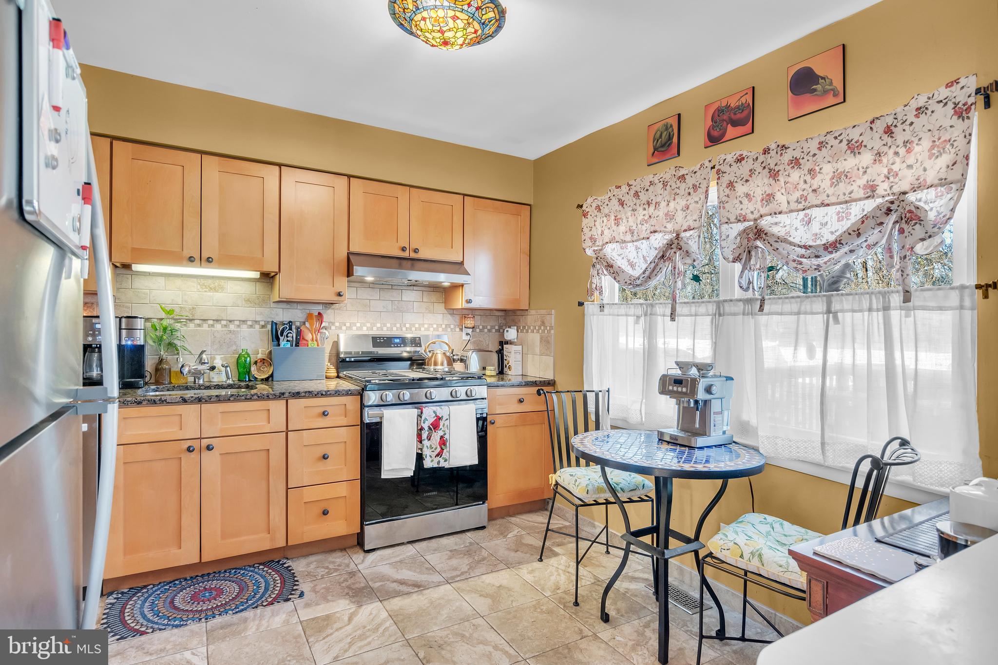 37 Red Leaf Road Moorestown, NJ 08057 - Photo 8 of 23