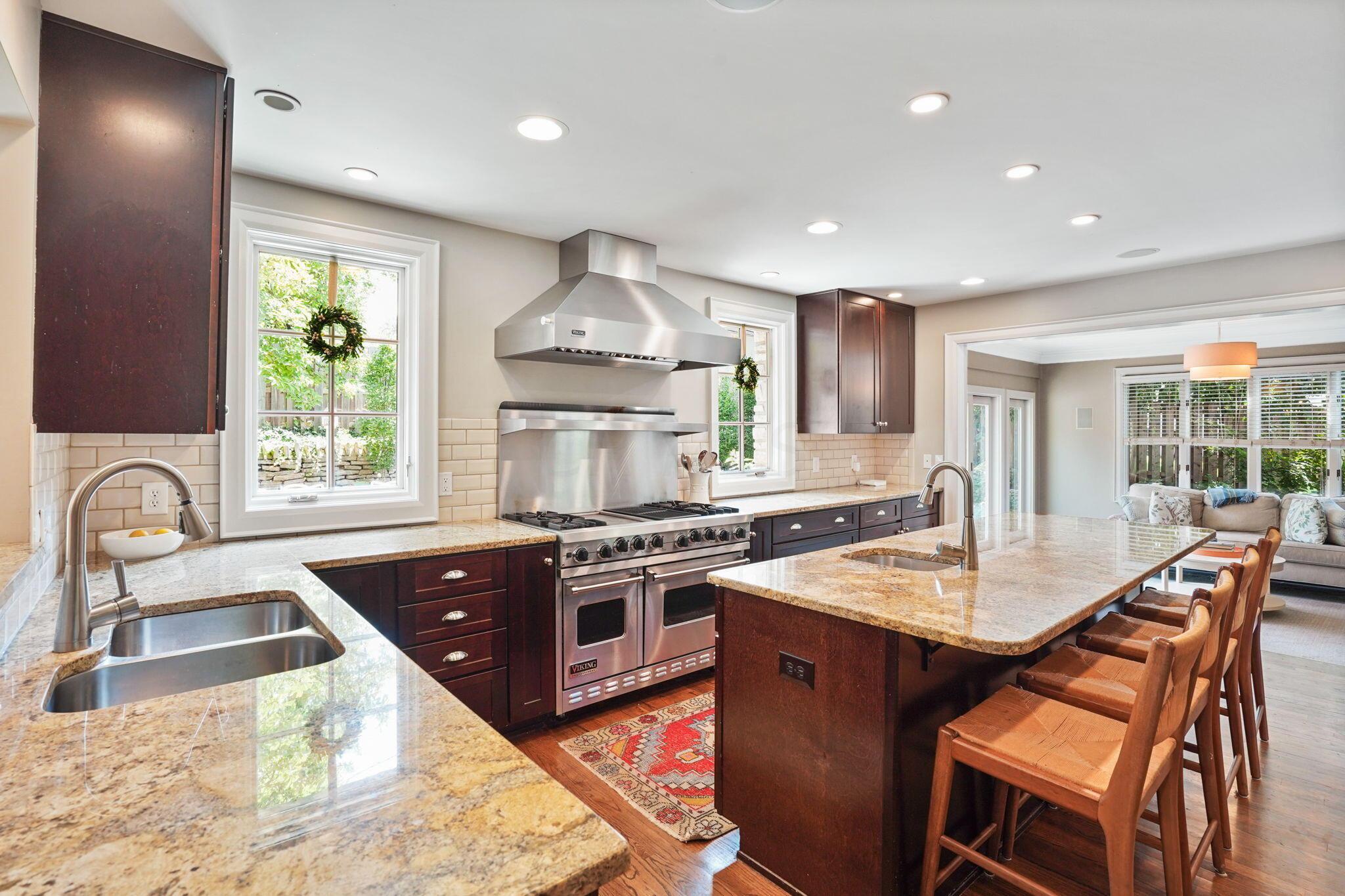 2076 Elgin Road Columbus, OH 43221 - Photo 32 of 82 32-web-or-mls-DSC00153