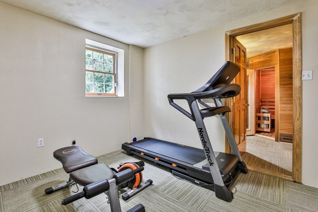 38 Holland Road Wakefield, MA 01880 - Photo 34 of 42 Gallery Image 34