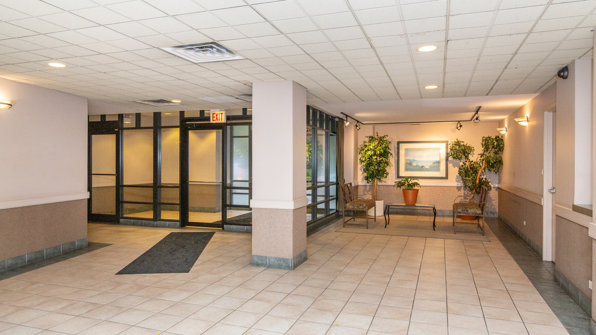 811 South Lytle Street, Unit 319 Chicago, IL 60607 - Photo 16 of 29 a view of an empty room with window and furniture