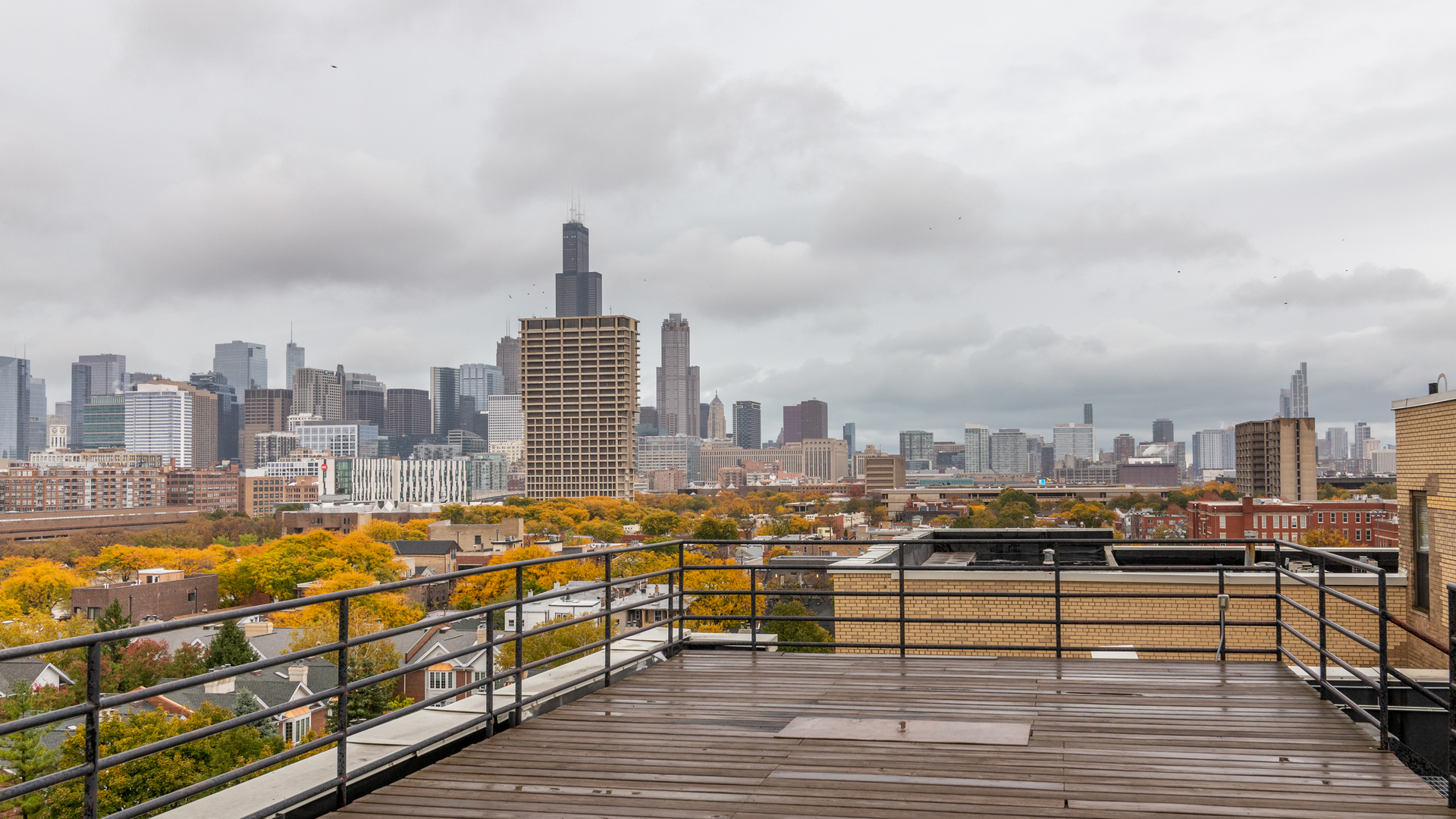811 South Lytle Street, Unit 319 Chicago, IL 60607 - Photo 23 of 29 a view of city with terrace